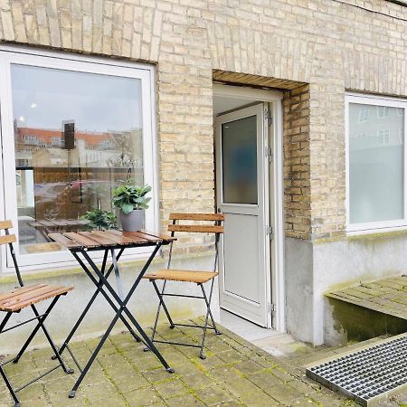 Aday - Charming Studio Close To The Football Stadium オールボー エクステリア 写真