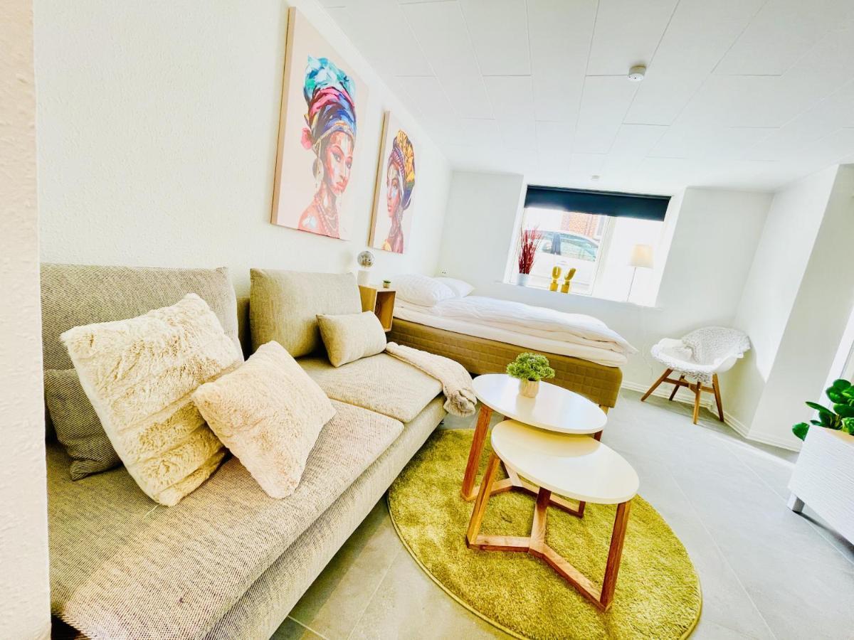 Aday - Charming Studio Close To The Football Stadium オールボー エクステリア 写真